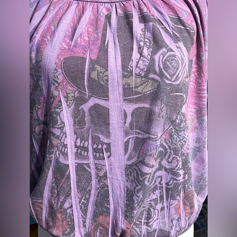 Y2K Women's Pink Skull Graphic Short-Sleeve Top